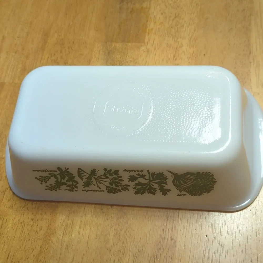 Glasbake Vintage 1960s J522 1.5 Quart Milk Glass Loaf Pan Green Herb Pattern